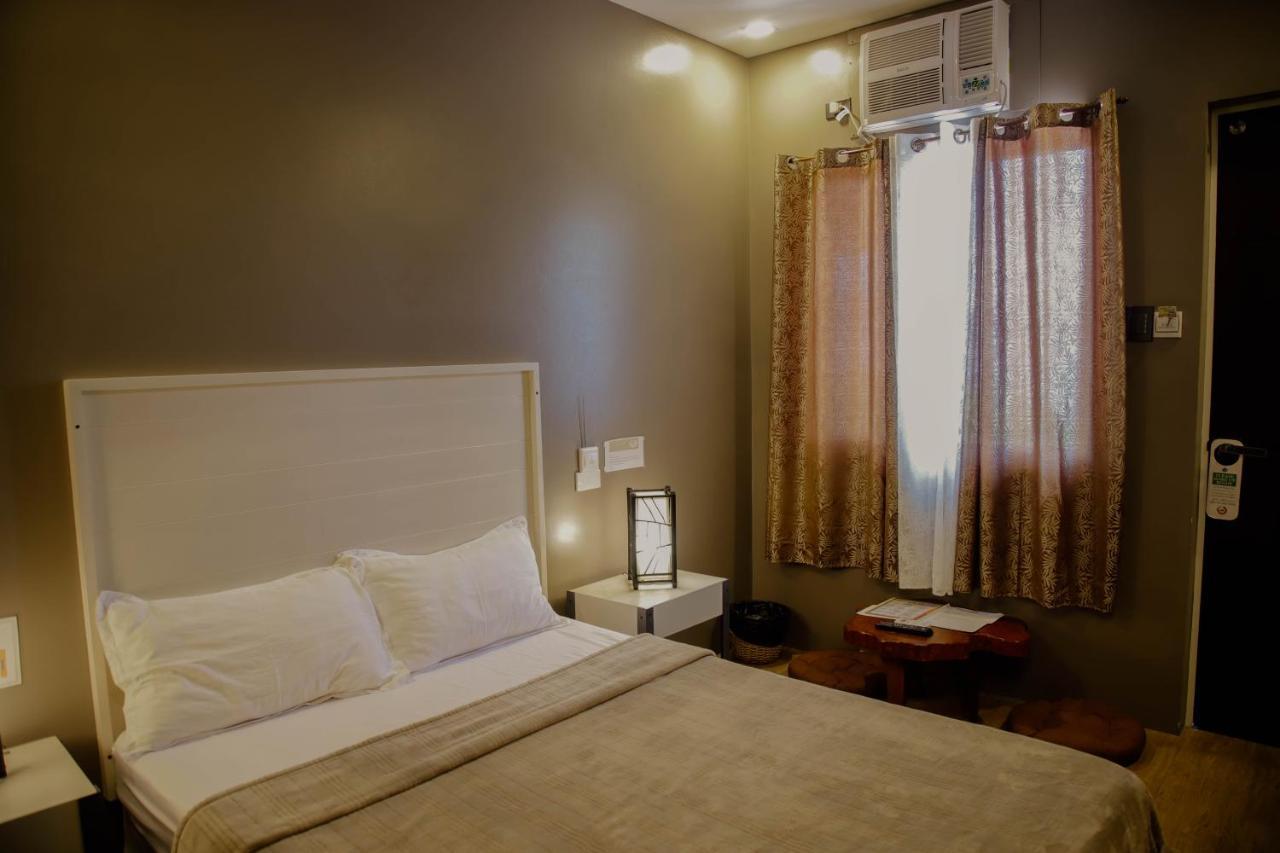 Hotel The Ridge Coron Esterno foto
