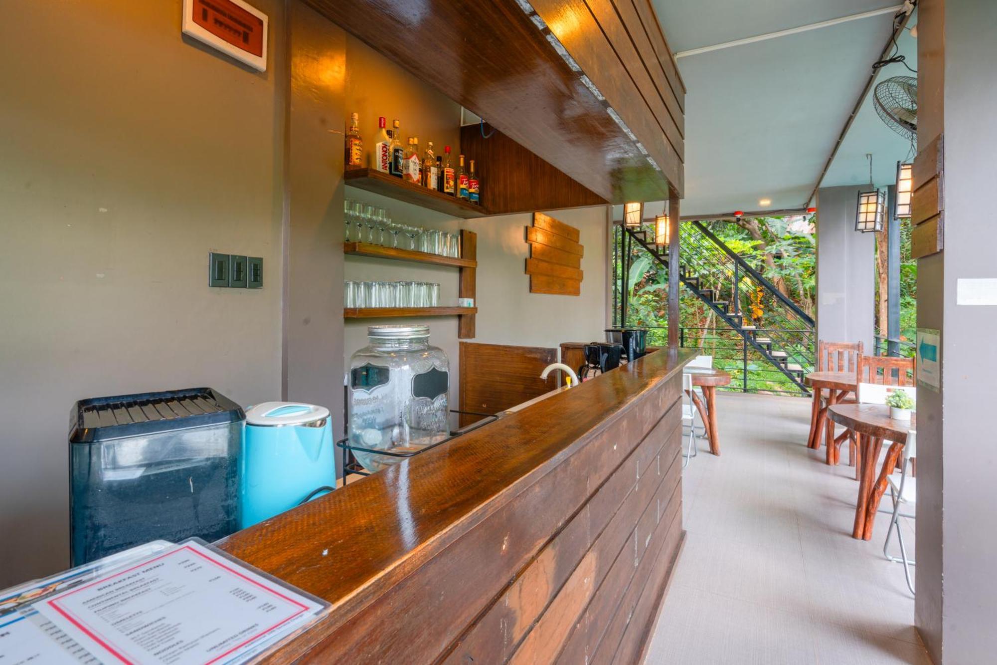 Hotel The Ridge Coron Esterno foto